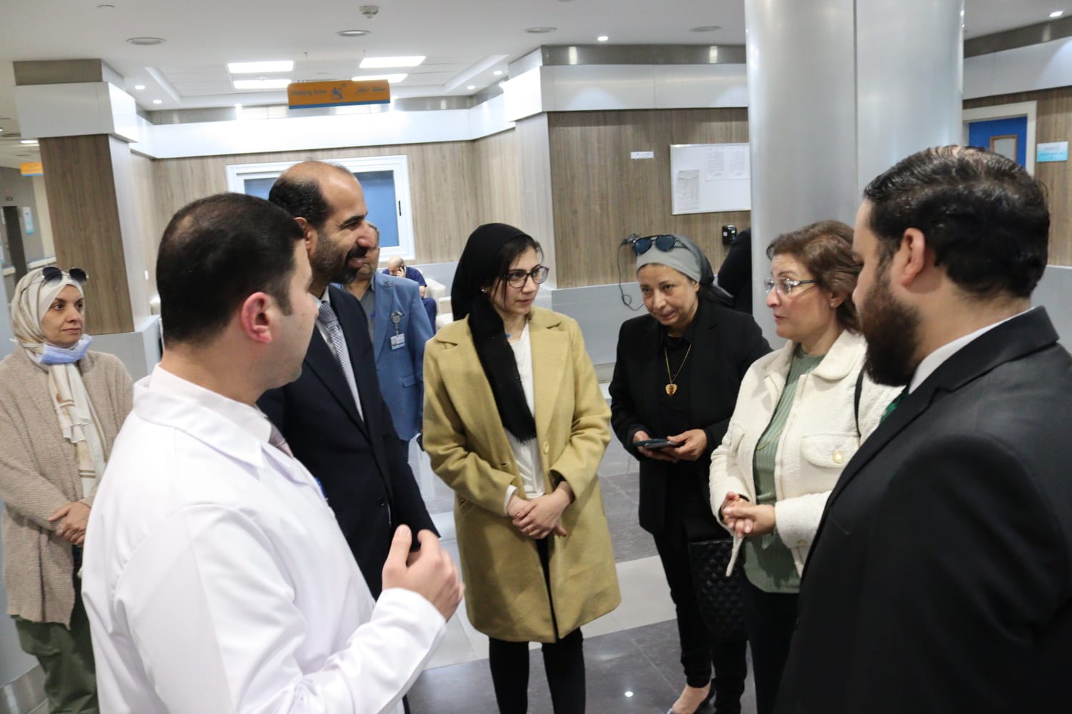  Le Conseil National des Droits de l'omme visite les hôpitaux de l'assurance maladie complète à Ismailia 