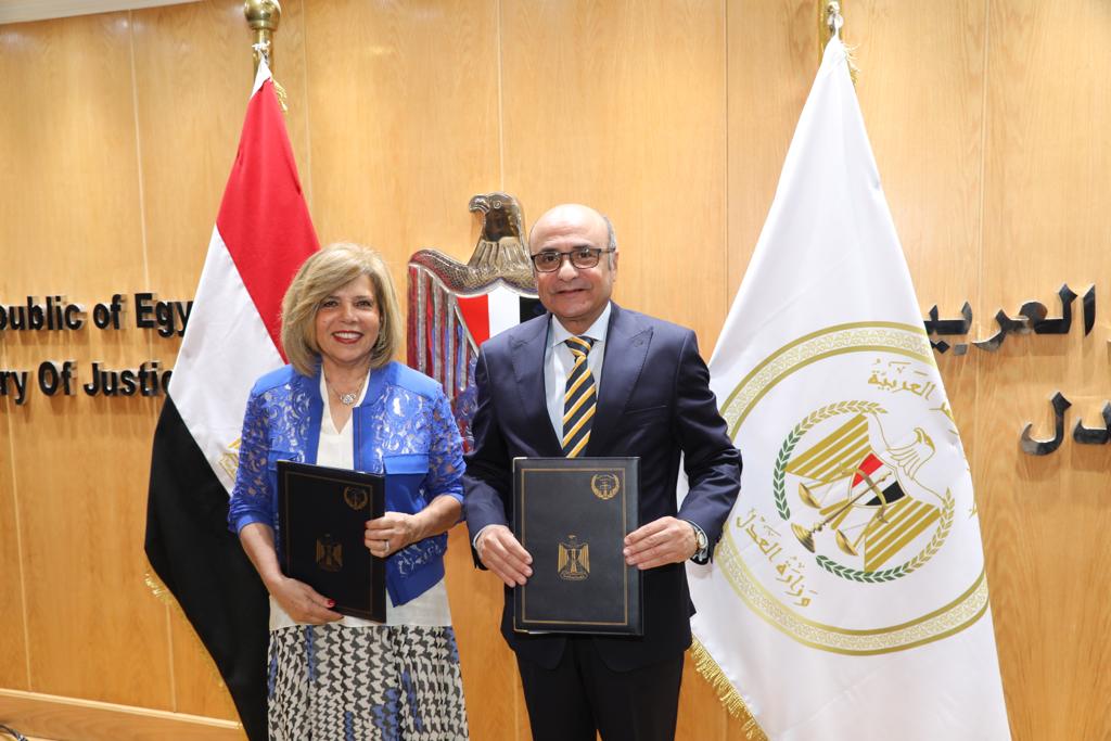  توقيع برتوكول تعاون بين وزارة العدل و المجلس القومي لحقوق الإنسان 