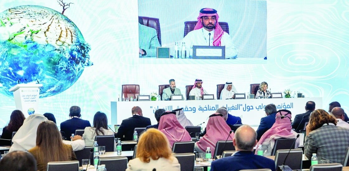 Le président du Conseil National des droits de l'Homme présente l'expérience de la COP-27 à la Conférence sur le changement climatique et les droits de l'homme à Doha 