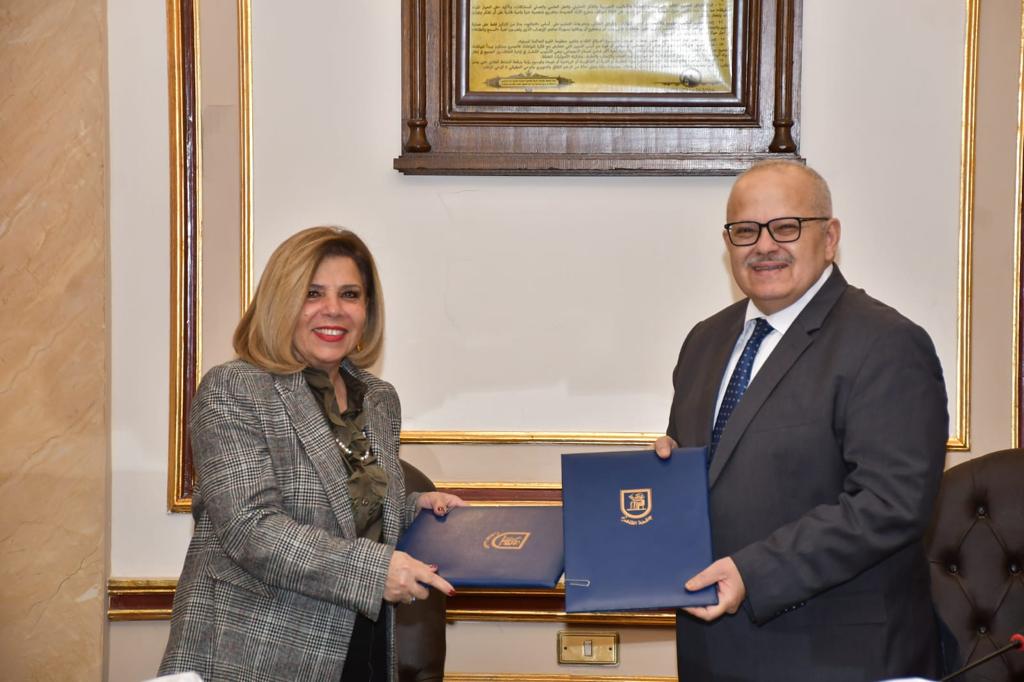  L'Université du Caire et le National pour les Droits Humains signent un protocole de coopération conjoint pour promouvoir la culture des droits de l'homme 